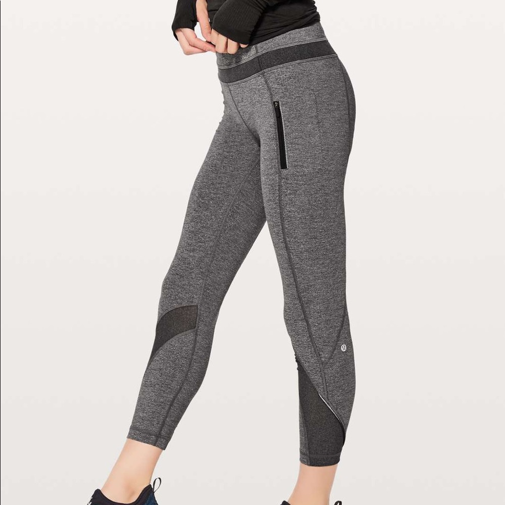 Lululemon Inspire Tight ii - Picture 10 of 10